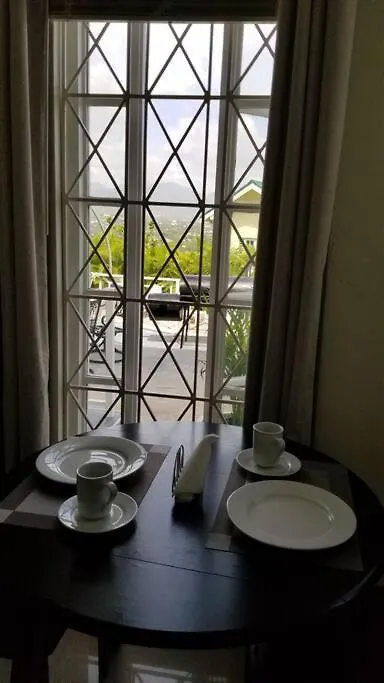 קינגסטון Ridgeview Suites 1 To 3 ג'מייקה