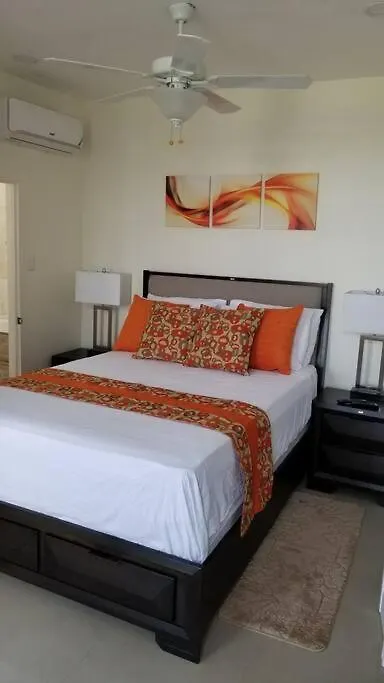 קינגסטון Ridgeview Suites 1 To 3 ג'מייקה