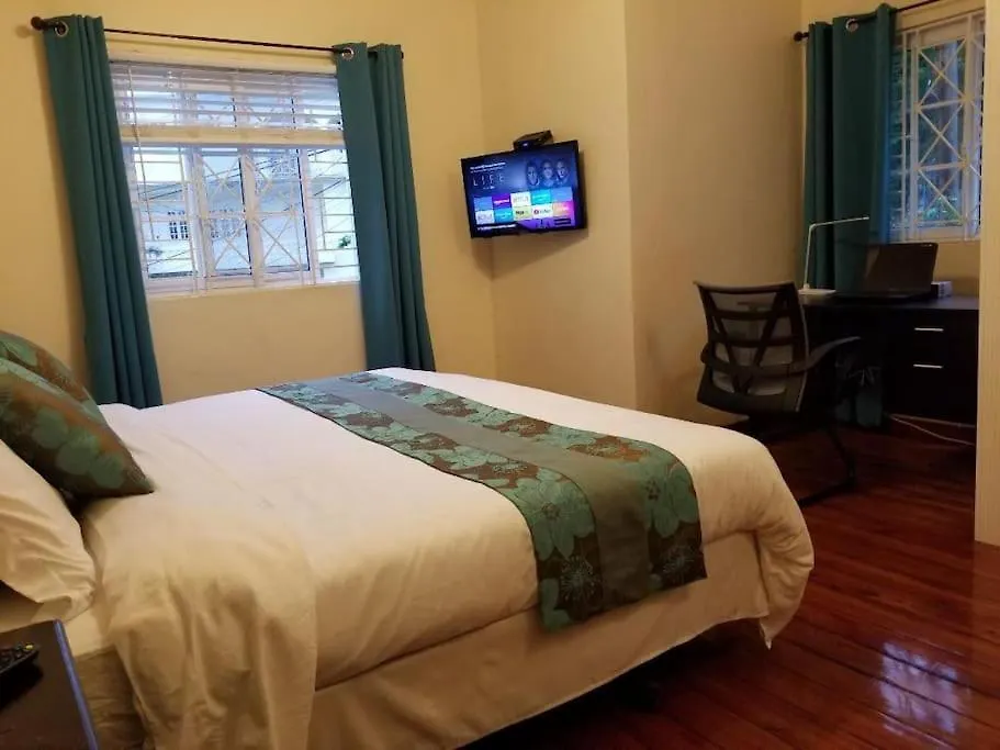 קינגסטון Ridgeview Suites 1 To 3 ג'מייקה